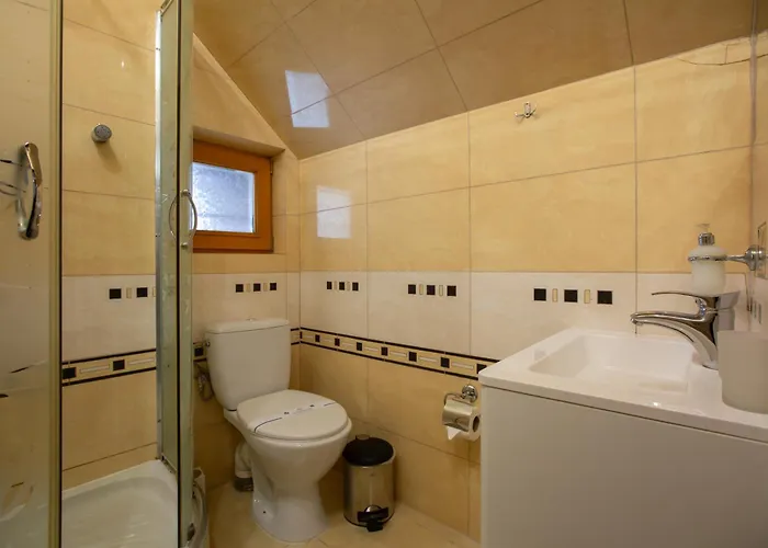 Korona Hotel&spa 布克维